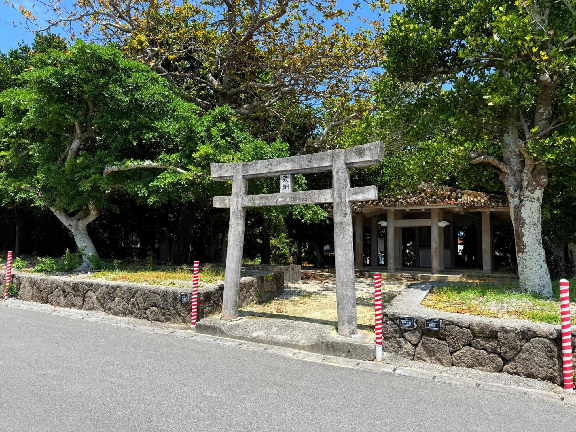星降る夜と天然木の香りに包まれる新築癒しの隠れ家ishigaki Villa En えん 外观 照片